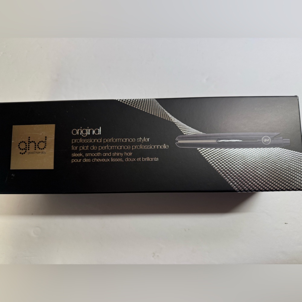 GHD Professional Performance Styler
Open Box